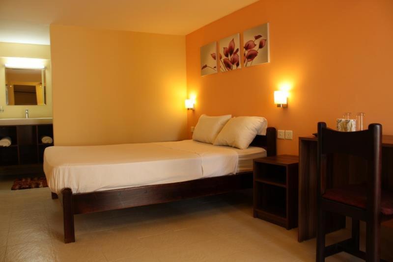 Le Cactus Guesthouse Terre Rouge  Luaran gambar